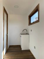 Cabina Modulare di Design 18mq con Finiture Premium Nero Opaco
