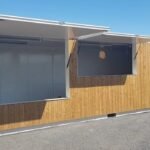 Chiosco Bar Modulare 27mq con Rivestimento in Legno 40 Piedi