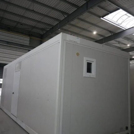 Modulo Sanitario Professionale 24mq con Docce e WC Multipli