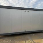 Unità Sanitaria Mobile Usata 14.8 mq con 6 Docce e Servizi Igienici Integrati